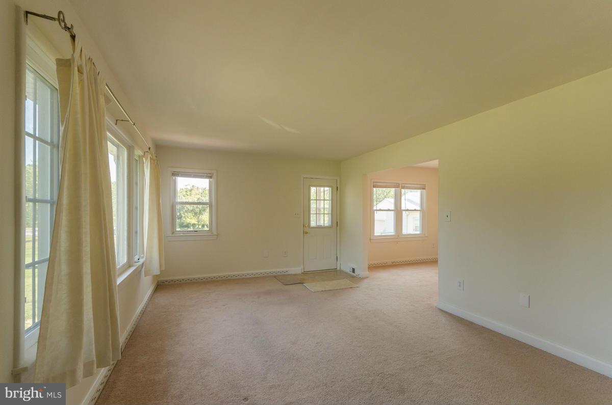 2789 Riva Road Annapolis, MD 21401 - Photo 6 of 19 Family Room