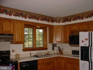 631 Walker Road Wayne, PA 19087 - Photo 3 of 6