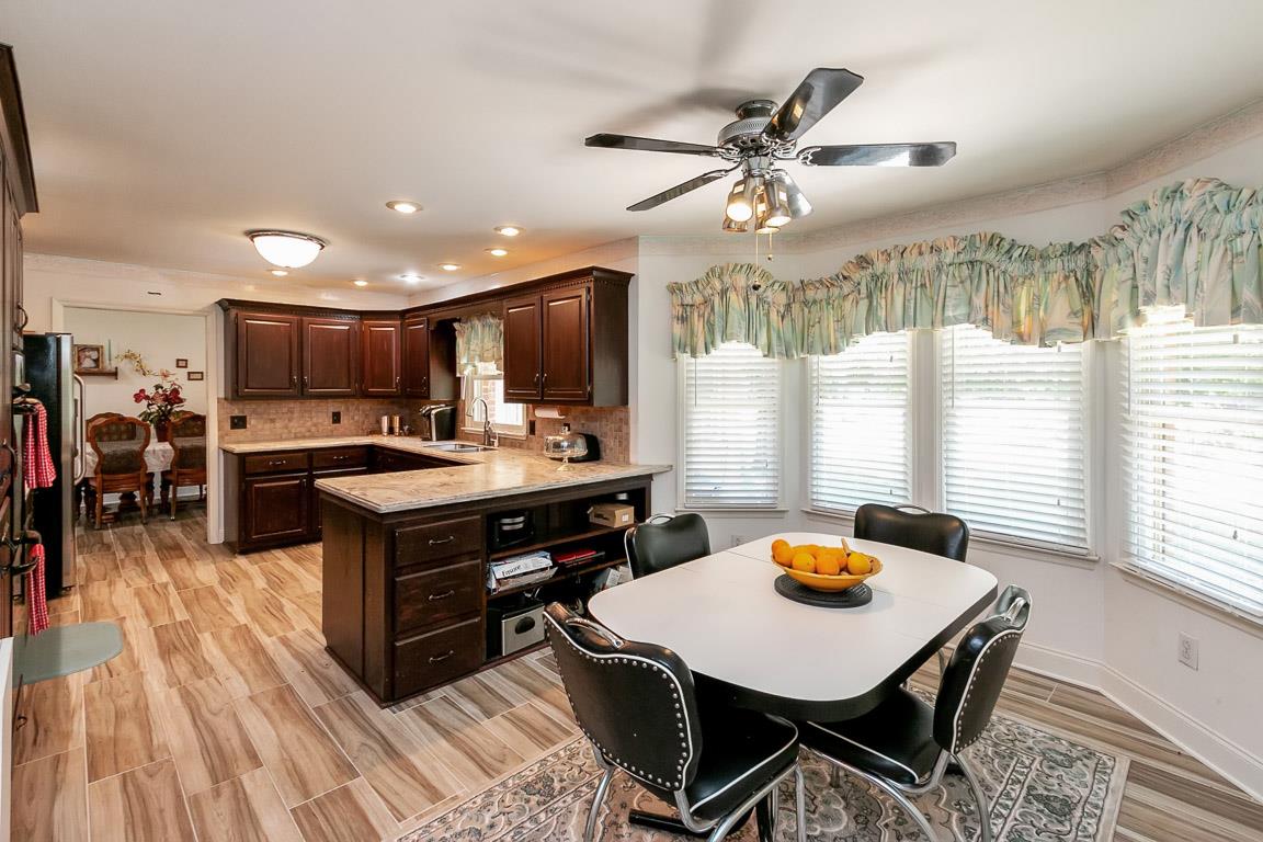 444 Horn Springs Road Lebanon, TN 37087 - Photo 9 of 30 Dinette off the kitchen has great light with bay windows.