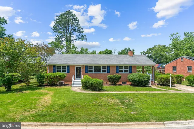 $3,200 | 5019 Leland Drive, Oxon Hill, MD 20745