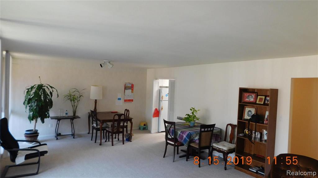 4041 West Maple Road Bloomfield Hills, MI 48301 - Photo 12 of 43