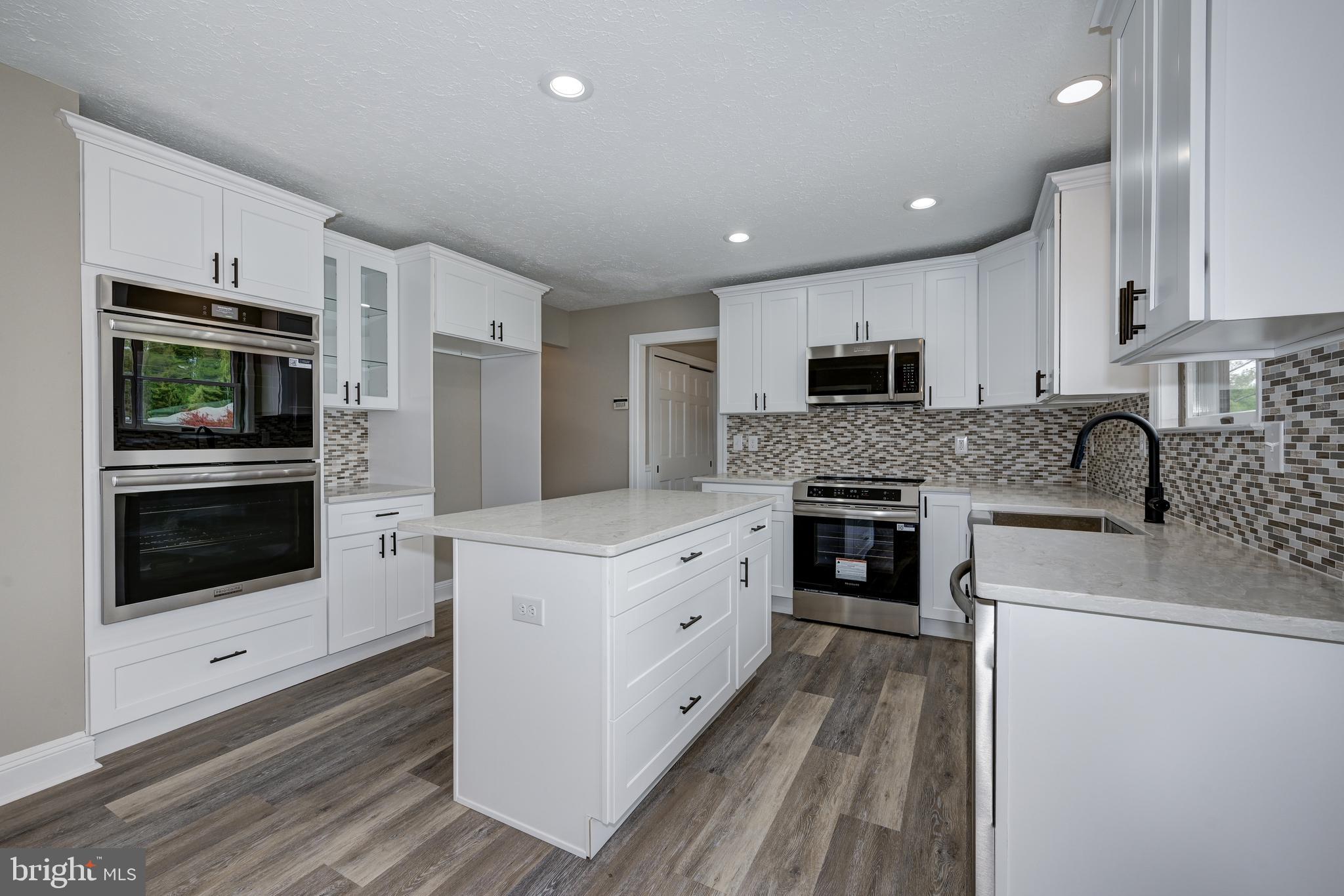 270 Hartford Road Medford, NJ 08055 - Photo 30 of 88 Gallery Image 30