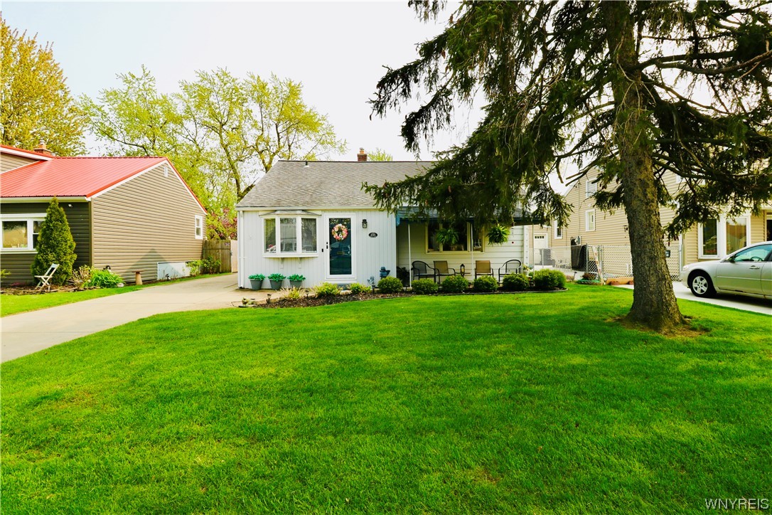 633 Harrison Avenue, Buffalo, NY 14223 Compass