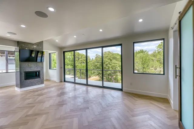 $2,795,000 | 405 Bay W Boulevard, Horseshoe Bay, TX 78657