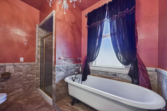 $482,525 | 1456 C Street, Eureka, CA 95501