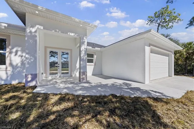 $435,000 | 7572 22nd Terrace, LaBelle, FL 33935