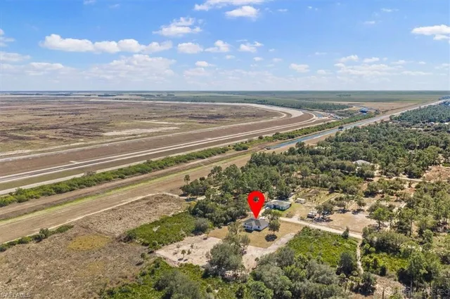 $435,000 | 7572 22nd Terrace, LaBelle, FL 33935