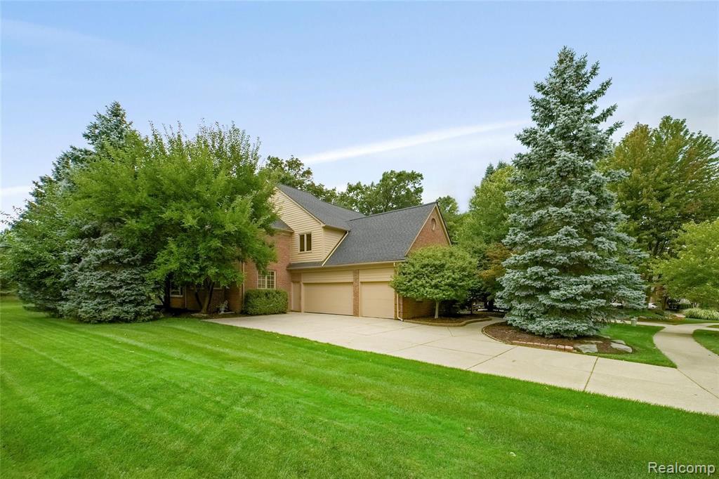 3743 Sleepy Fox Drive Rochester Hills, MI 48309 - Photo 6 of 55