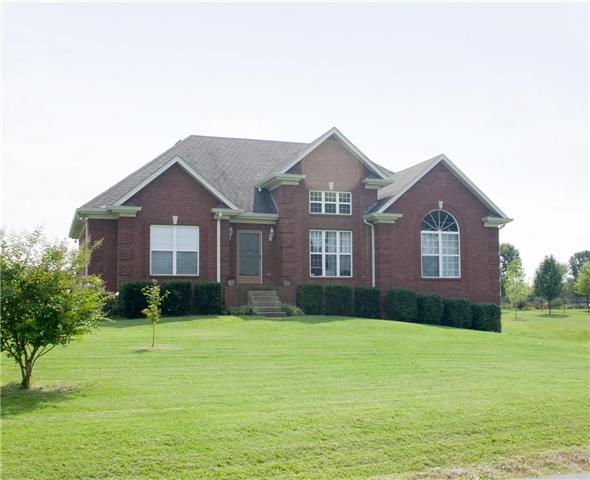82 Bradshaw Road Lebanon, TN 37087 - Photo 1 of 20 a front view of a house with garden