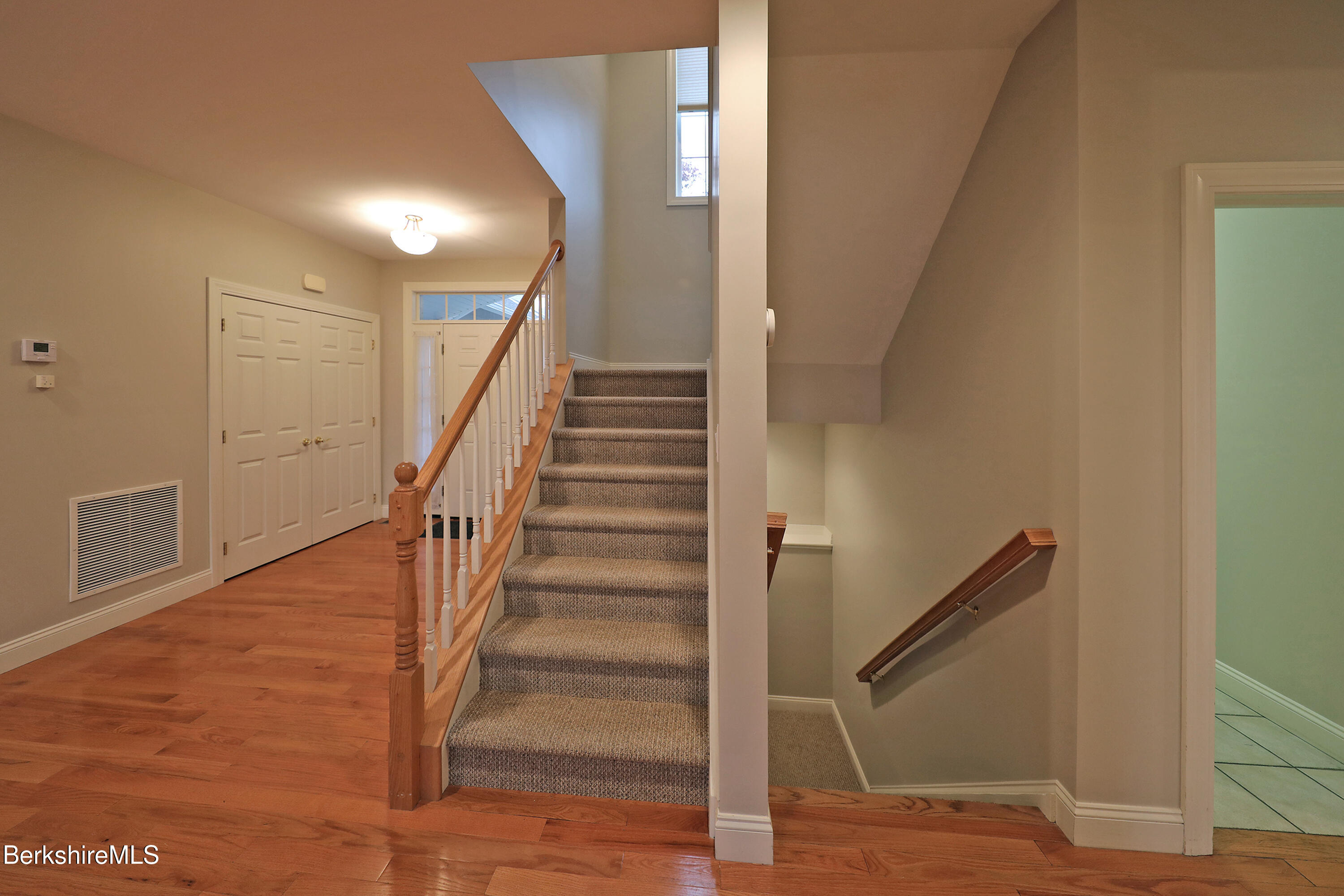 33 Alpine Trail Pittsfield, MA 01201 - Photo 35 of 69 GREAT LIGHT