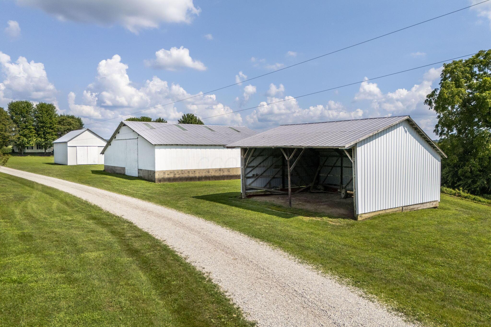 29614 Tarlton Adelphi Road Kingston, OH 45644 - Photo 3 of 60 1000001539