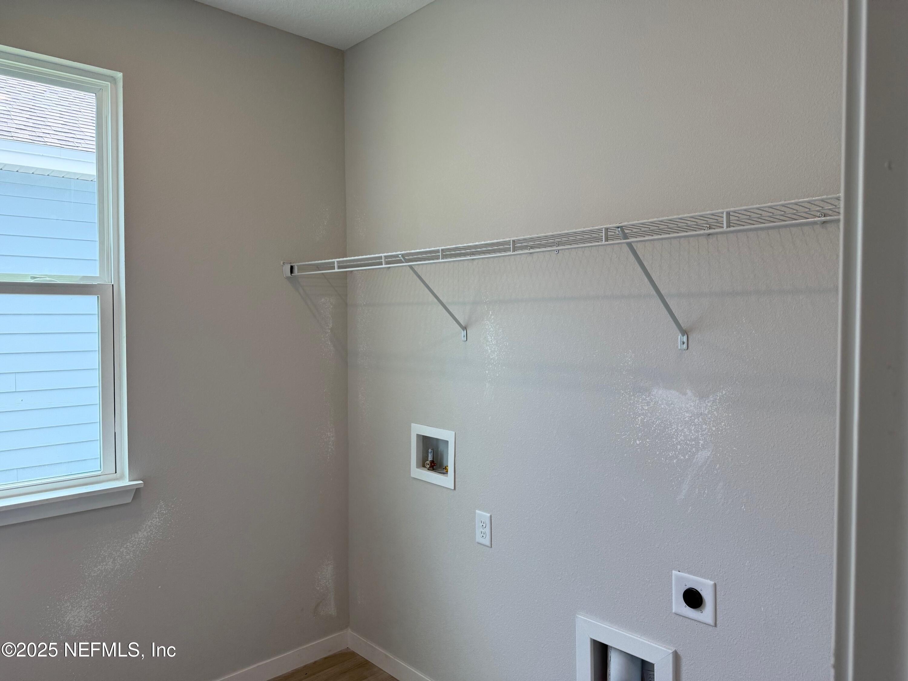 96292 Broadmoore Road Fernandina Beach, FL 32034 - Photo 8 of 22 Amelia 78 laundry room