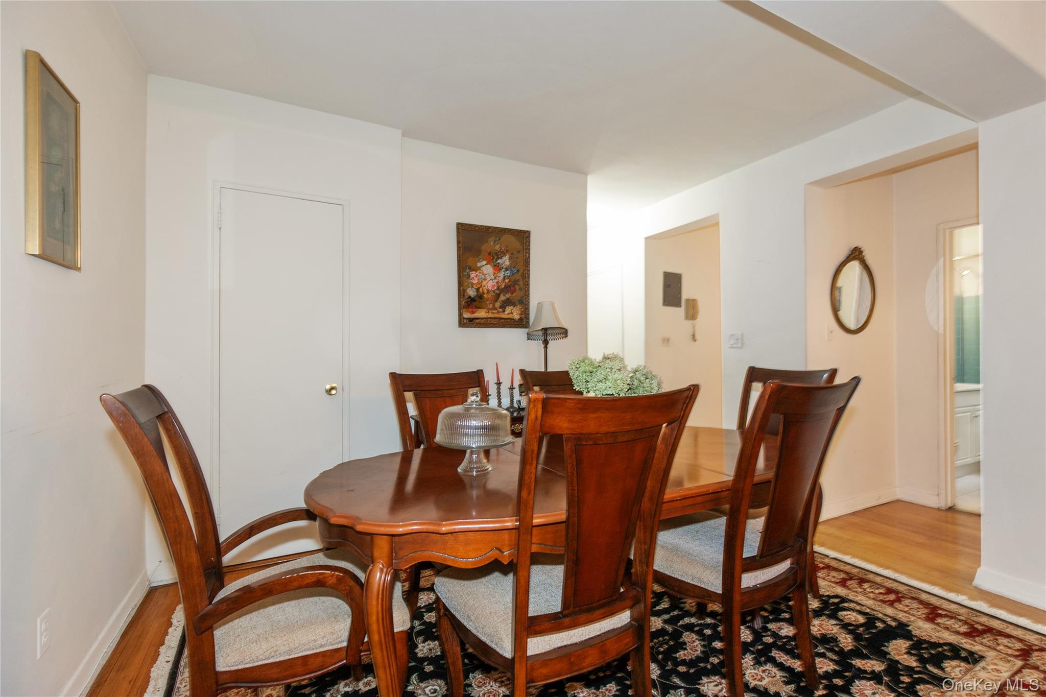 75 South Middle Neck Road, Unit 4A Great Neck, NY 11021 - Photo 8 of 22 Gallery Image 8