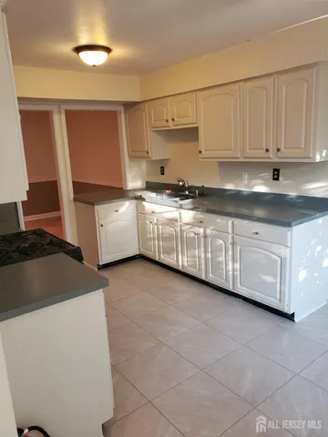 $3,150 | 15 Van Pelt Court, East Brunswick, NJ 08816