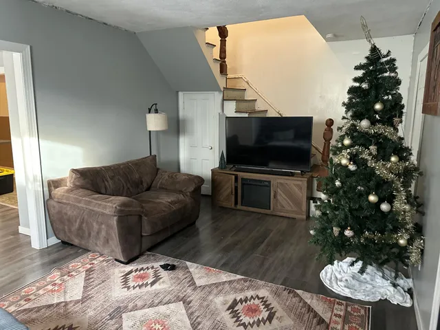 $179,900 | 215 3rd Street Southeast, Barnesville, MN 56514