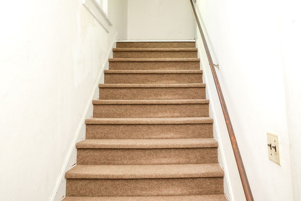 415 East Elm Street Chatsworth, IL 60921 - Photo 22 of 38 a view of entryway