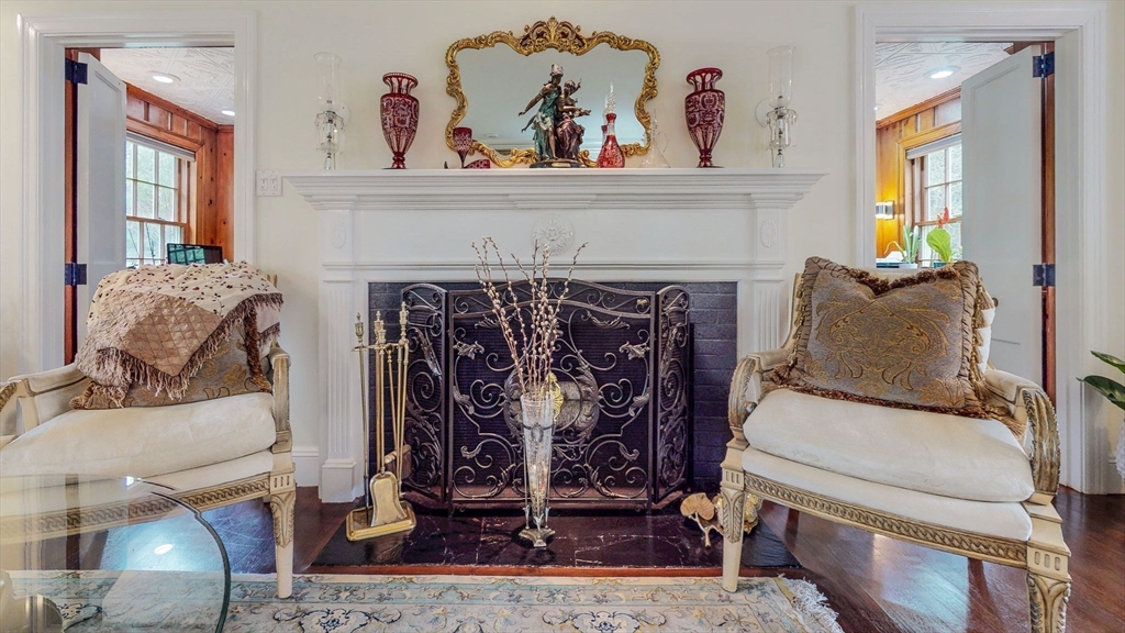 3 Viles Street Weston, MA 02493 - Photo 7 of 17