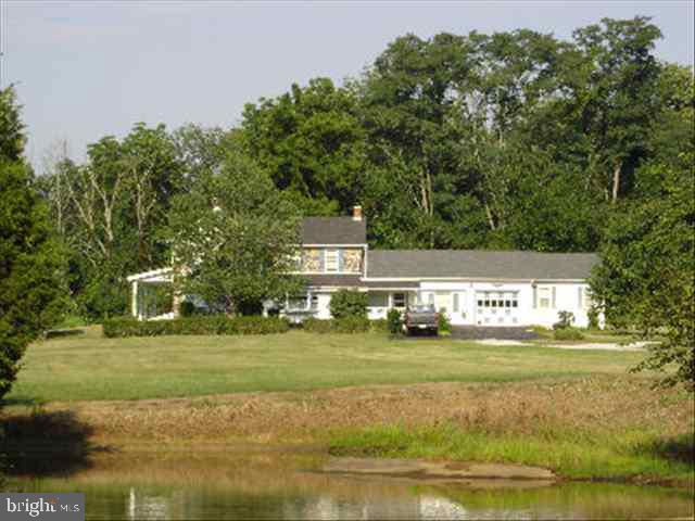 1065 Hoffman Road Gettysburg, PA 17325 - Photo 2 of 12