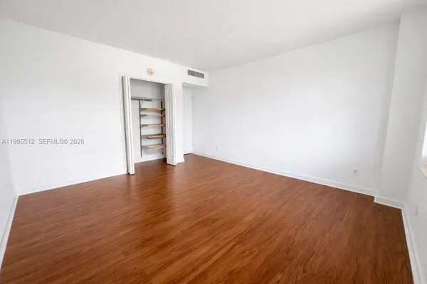 $3,875 | 5600 Collins Avenue, Unit 4E, Miami Beach, FL 33140