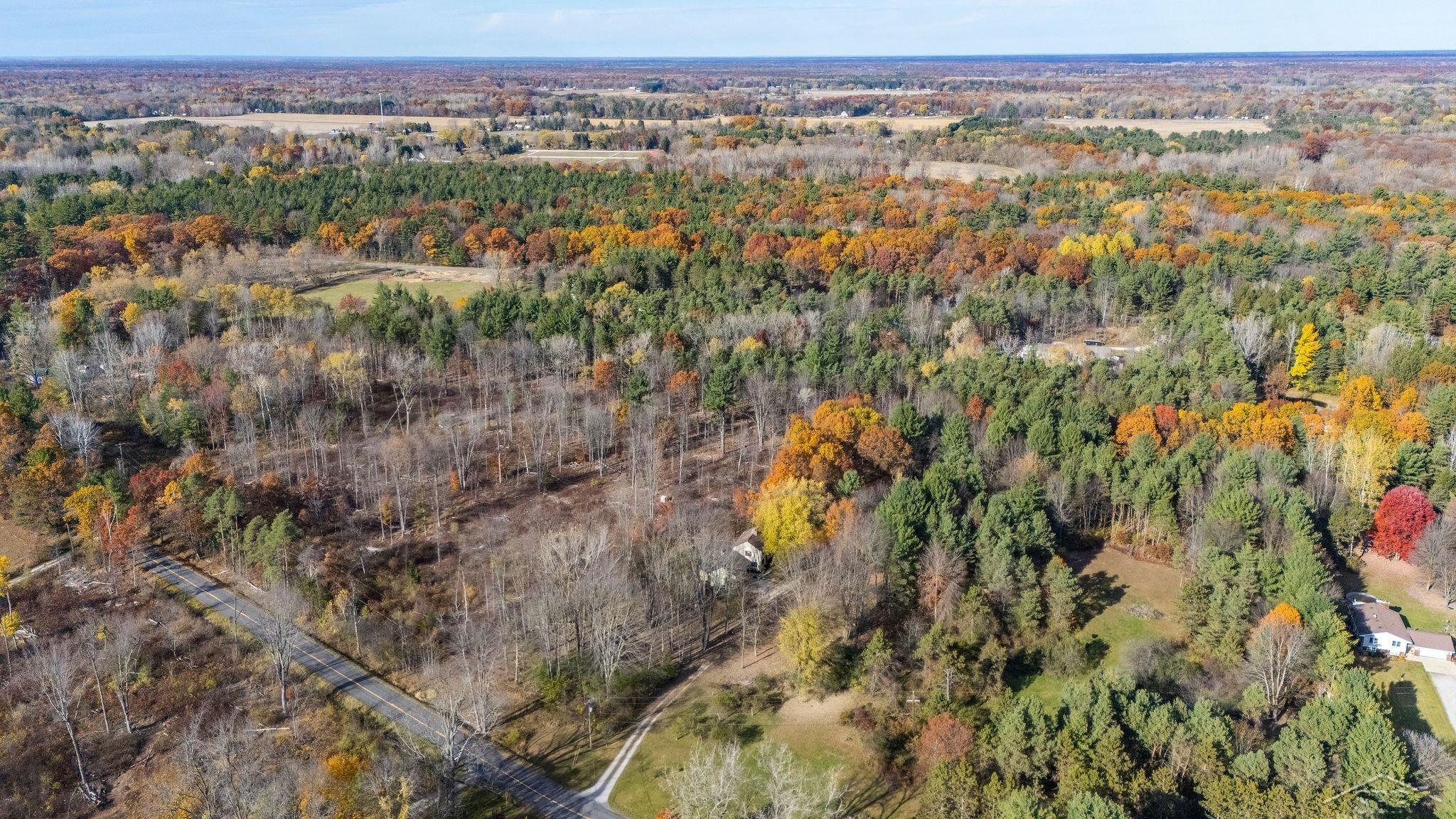 1305 East Pine River Road Midland, MI 48640 - Photo 42 of 73 50195304-f23be101-e158-498e-9f4e-1e83c27937da.JPG