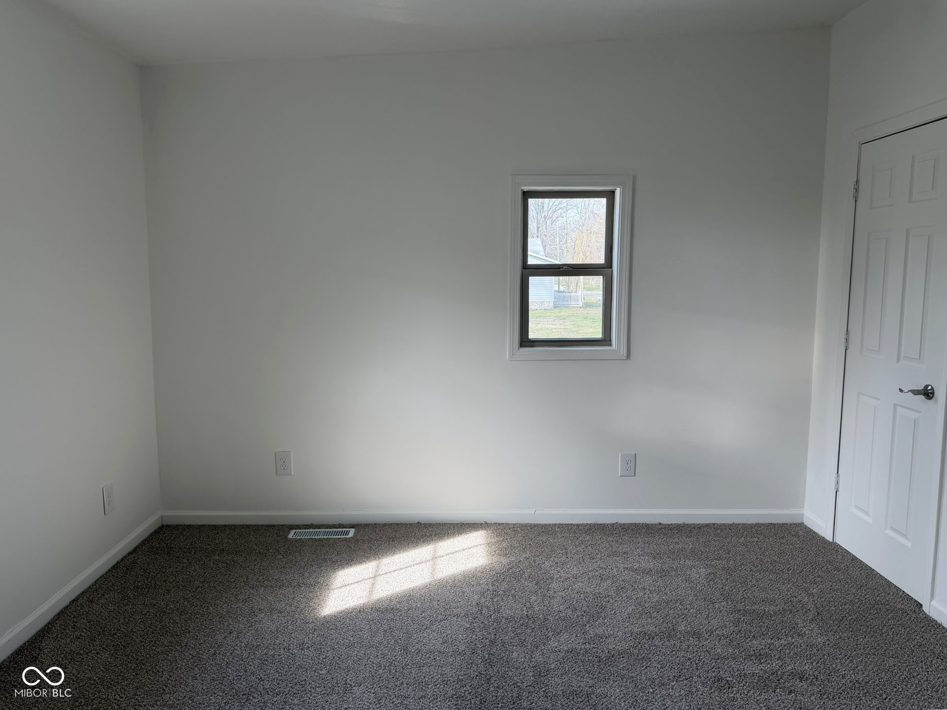 522 North Main Street Clinton, IN 47842 - Photo 5 of 18