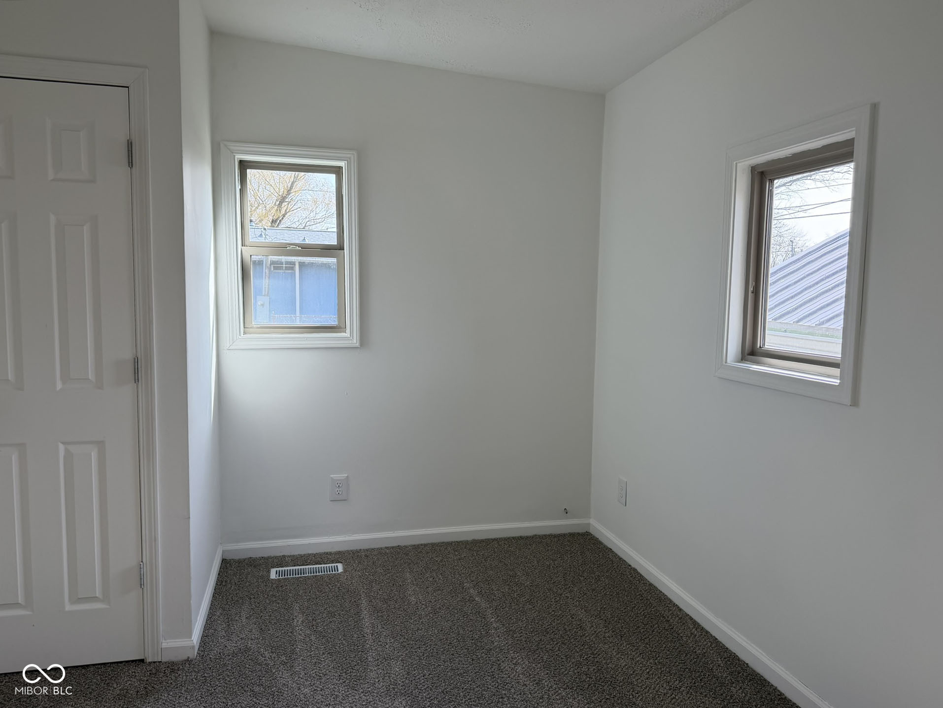 522 North Main Street Clinton, IN 47842 - Photo 8 of 18