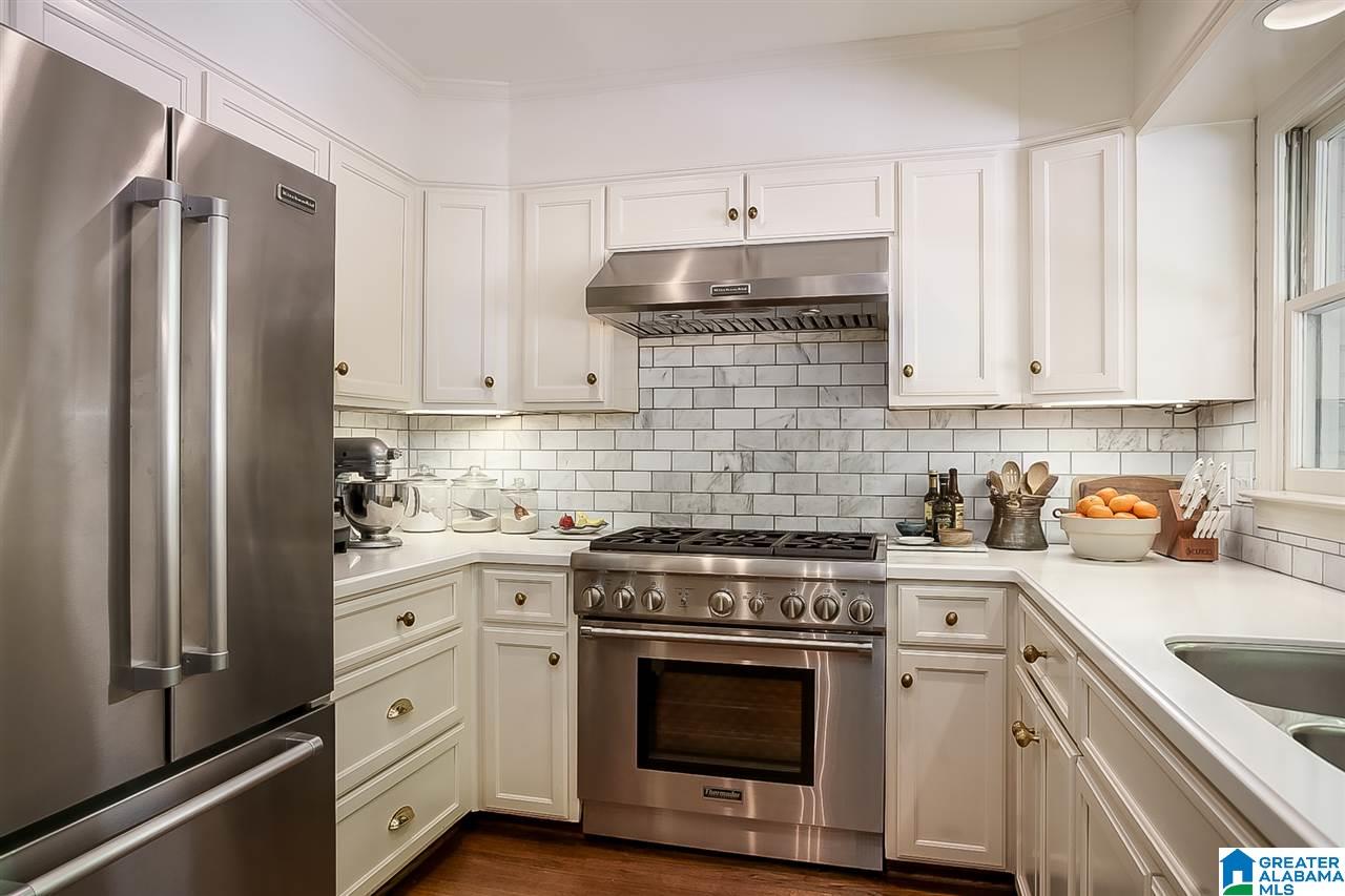 3429 Brookwood Road Birmingham, AL 35223 - Photo 8 of 49