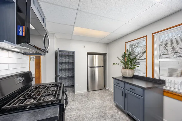 $315,000 | 517 Elm Street Southeast, Lowell, MI 49331