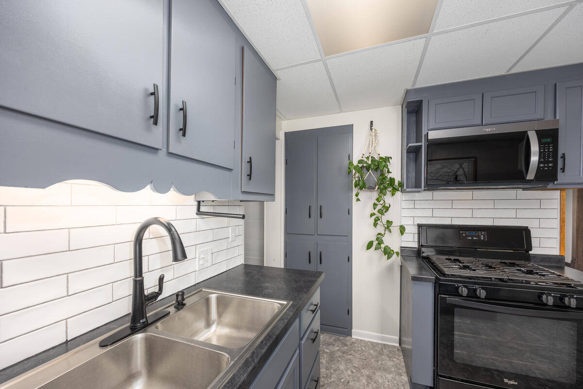 517 Elm Street Southeast Lowell, MI 49331 - Photo 15 of 30 517-Elm_013