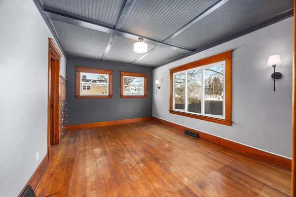 $315,000 | 517 Elm Street Southeast, Lowell, MI 49331