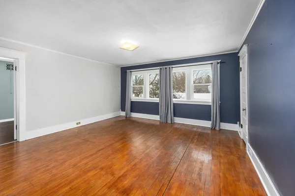 $315,000 | 517 Elm Street Southeast, Lowell, MI 49331