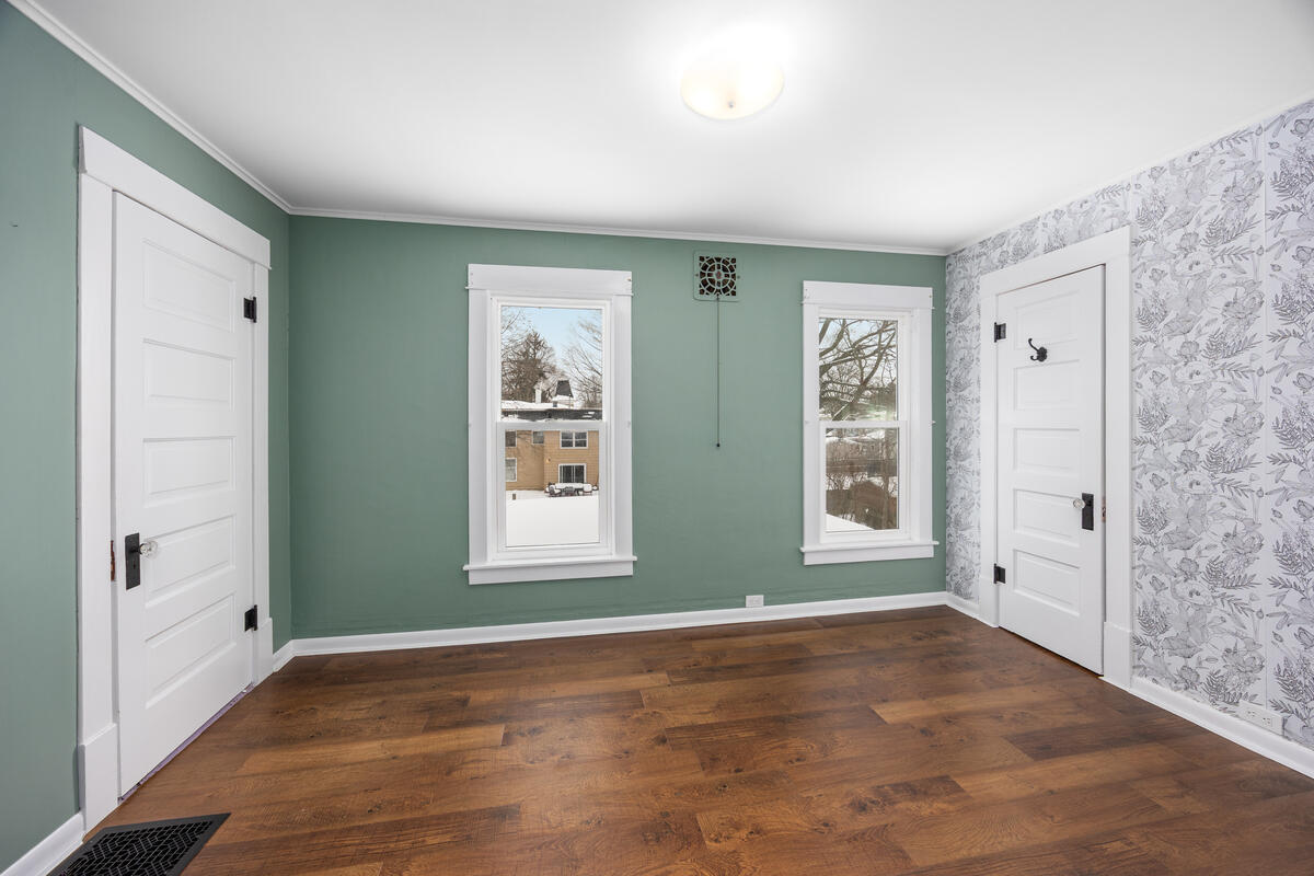 517 Elm Street Southeast Lowell, MI 49331 - Photo 21 of 30 517-Elm_019