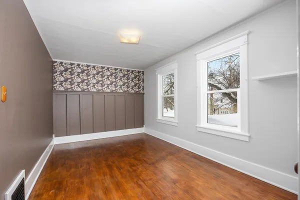 $315,000 | 517 Elm Street Southeast, Lowell, MI 49331