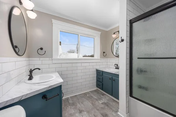 $315,000 | 517 Elm Street Southeast, Lowell, MI 49331