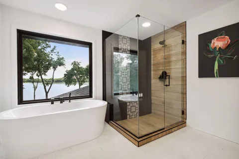 $3,200,000 | 20565 Linden Road, Deephaven, MN 55331