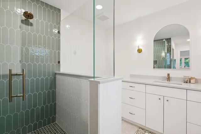 $3,200,000 | 20565 Linden Road, Deephaven, MN 55331