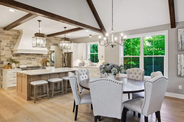 $3,200,000 | 20565 Linden Road, Deephaven, MN 55331