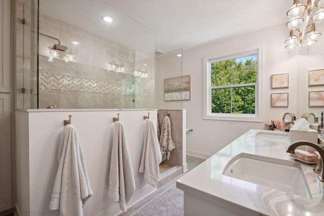 $3,200,000 | 20565 Linden Road, Deephaven, MN 55331