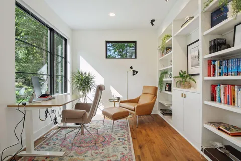 $3,200,000 | 20565 Linden Road, Deephaven, MN 55331