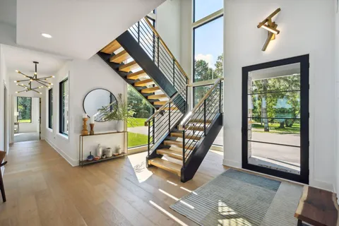 $3,200,000 | 20565 Linden Road, Deephaven, MN 55331