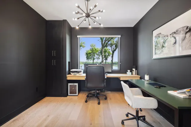 $3,200,000 | 20565 Linden Road, Deephaven, MN 55331