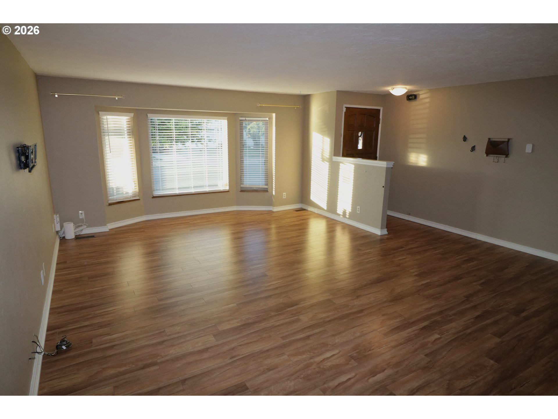 1419 T Street Springfield, OR 97477 - Photo 5 of 30