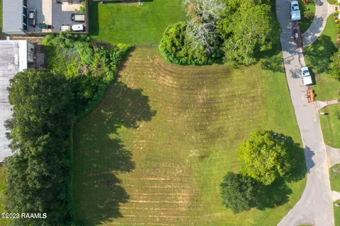 $75,000 | 102 Madison Woods Circle, Youngsville, LA 70592