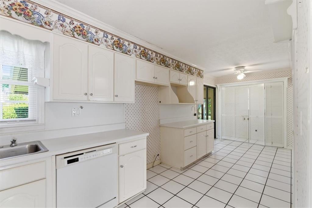 3293 Bright Star Road Douglasville, GA 30135 - Photo 10 of 35