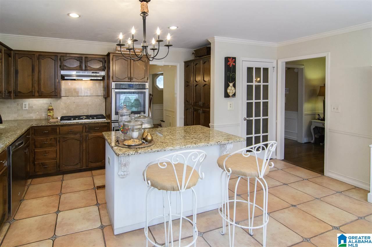 233 Oakmont Road Birmingham, AL 35244 - Photo 11 of 38