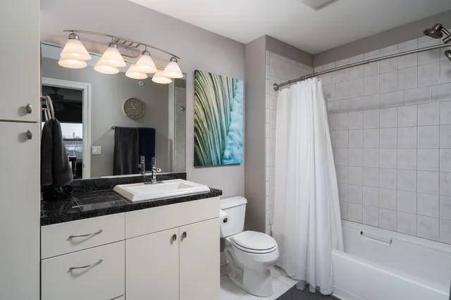 $269,000 | 1550 North Warren Avenue, Unit 308, Milwaukee, WI 53202