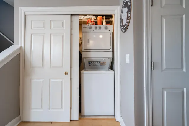 $269,000 | 1550 North Warren Avenue, Unit 308, Milwaukee, WI 53202