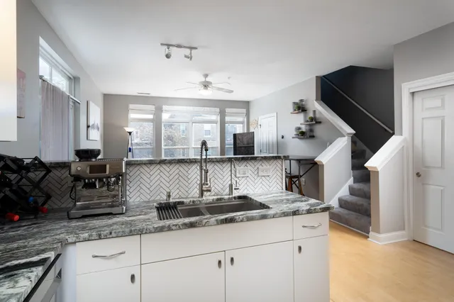 $269,000 | 1550 North Warren Avenue, Unit 308, Milwaukee, WI 53202