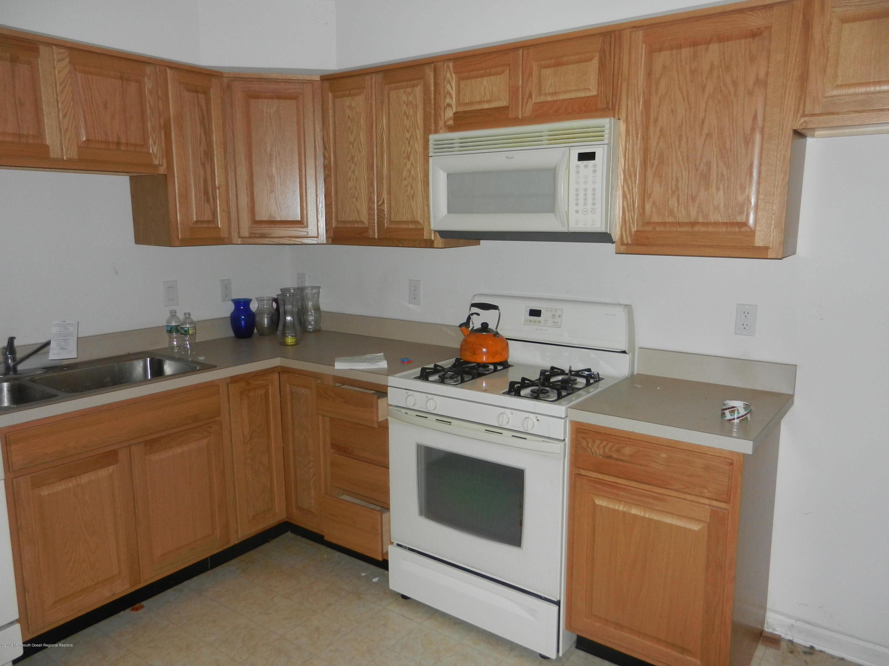 311 Brookfield Drive Jackson, NJ 08527 - Photo 3 of 5 DSCN4462