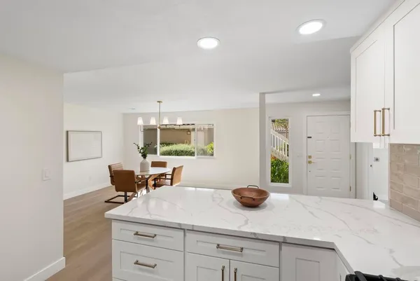 $599,999 | 1344 Palomar Place, Unit 22, Vista, CA 92084